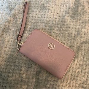 Authentic Michael Kors wristlet/Wallet